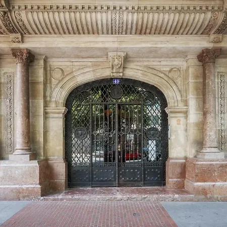 Elegante Y Moderno En El Corazon De