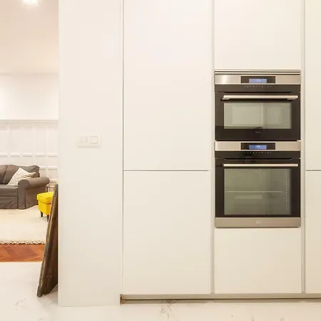 Elegante Y Moderno En El Corazon De * בילבאו