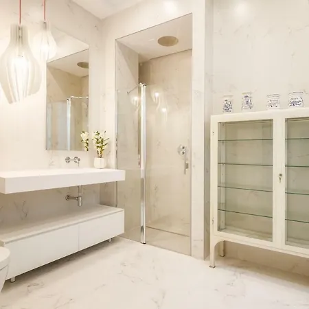 דירה Elegante Y Moderno En El Corazon De *